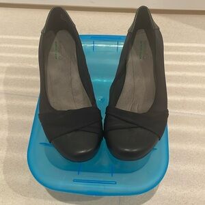 BareTraps Shoes - Size 9.5M